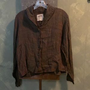 Soft, lightweight natural flax fabric.